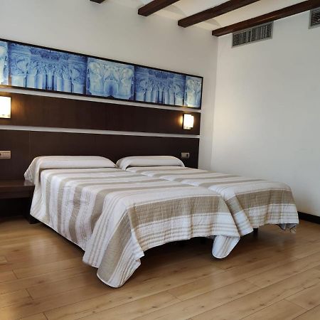 Hotel Rey Sancho Наваррете Екстер'єр фото