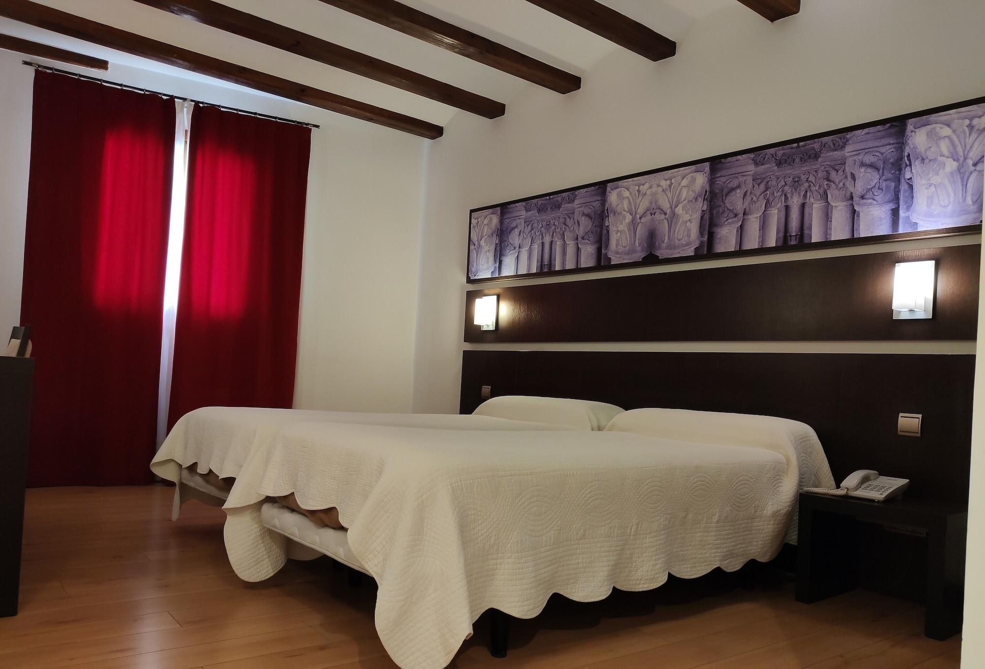 Hotel Rey Sancho Наваррете Екстер'єр фото