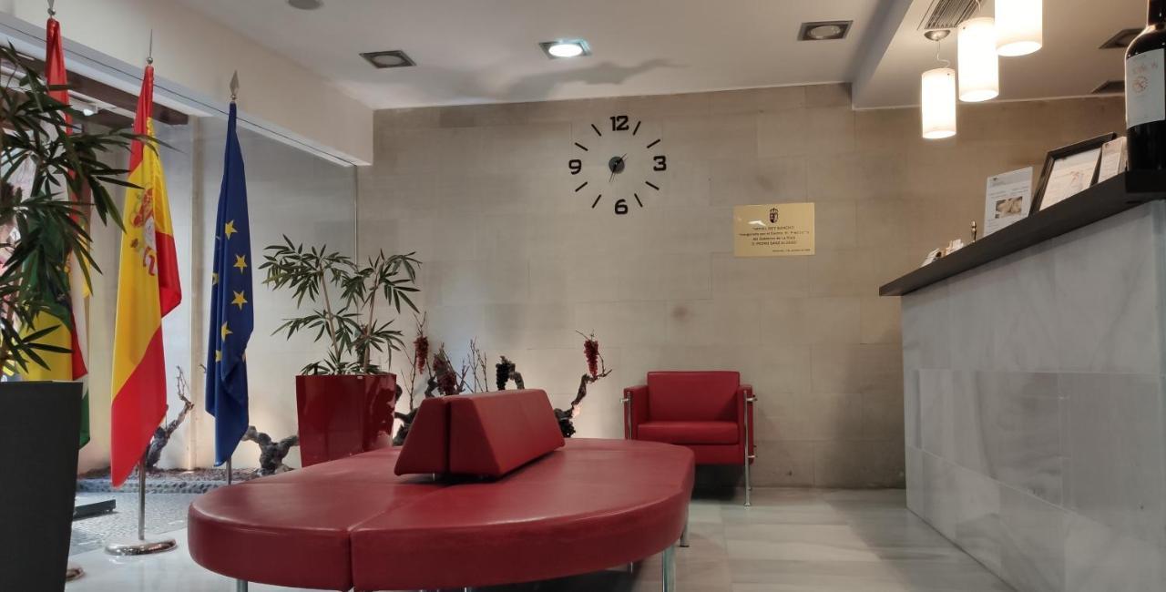 Hotel Rey Sancho Наваррете Екстер'єр фото